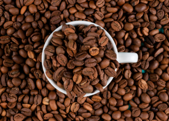 Θέλετε ένα πιο υγιεινό smoothie; Νέα μελέτη λέει ότι παραλείψτε την μπανάνα