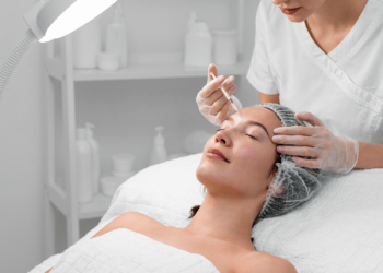 Η νέα Barbie με αυτισμό στοχεύει να βοηθήσει τα παιδιά να νιώσουν καλύτερα